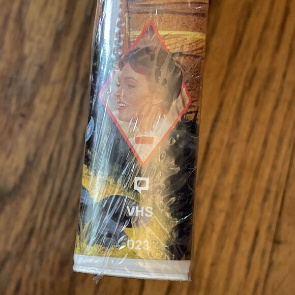 Vintage Old Stock Walt Disney Masterpiece Mary Poppins Sealed Clamshell VHS 1998 - Picture 4 of 7
